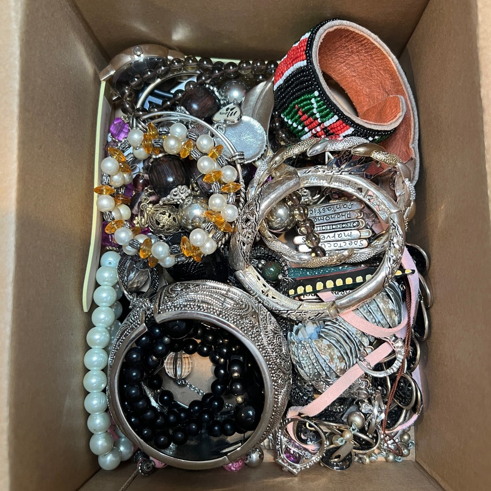 4.5 Lbs Craft Jewelry Lot Broken Repair Repurpose Wear Resell - Picture 2 of 6